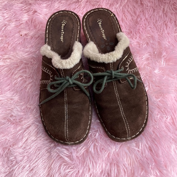 Bare Traps Declare partially lined wedge suede clogs size 8 - Picture 2 of 9